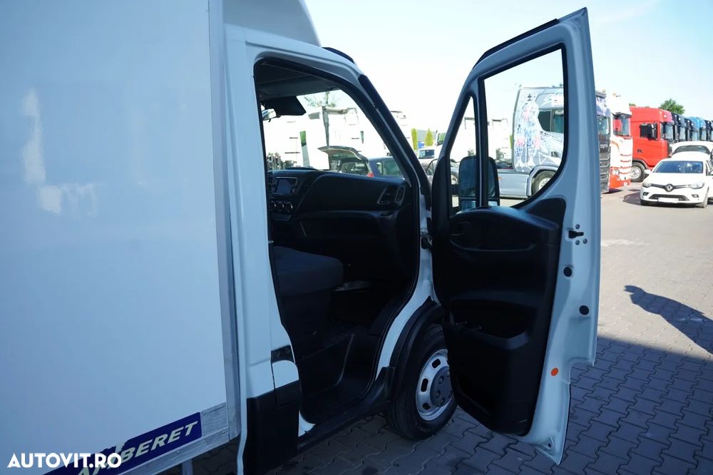 Iveco DAILY 35-160 / IZOTERMIC / DHOLLANDIA LIFT / TWIN MTA: 3500 KG - 36