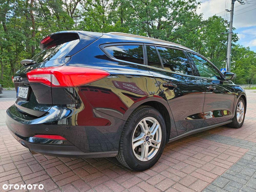 Ford Focus 1.5 EcoBoost Titanium Business - 2