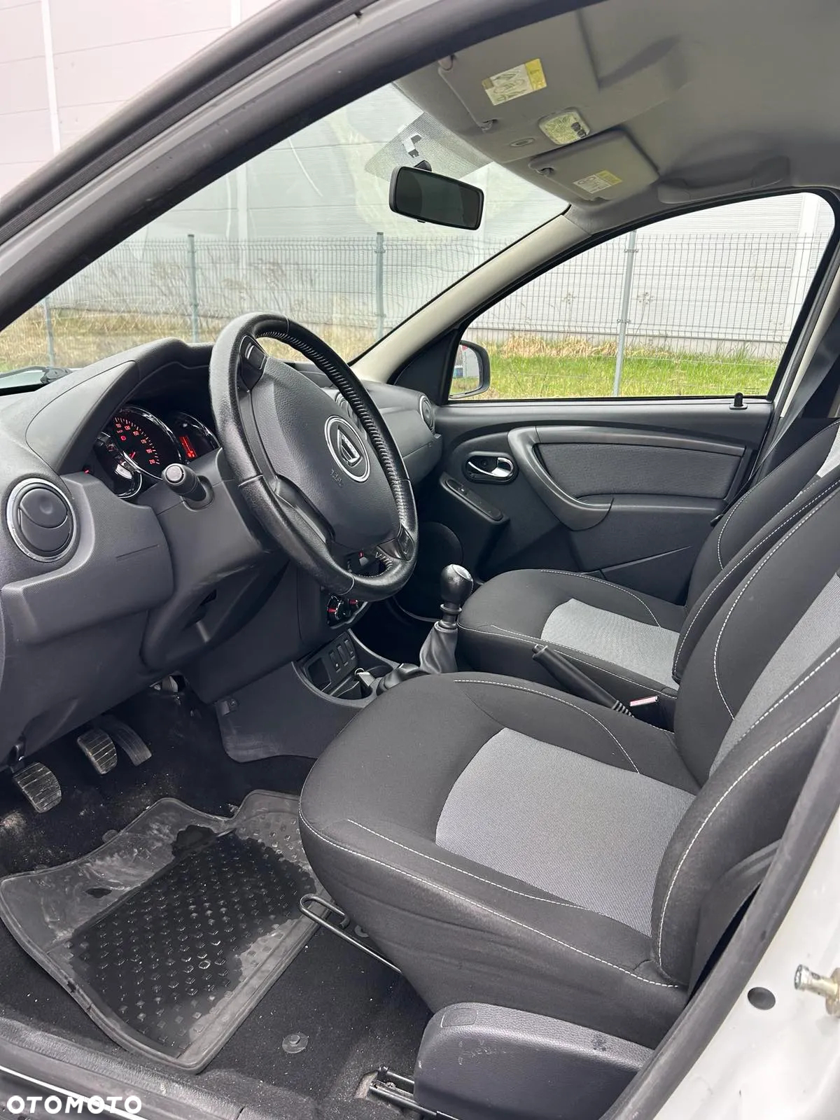 Dacia Duster 1.2 TCe Celebration - 9