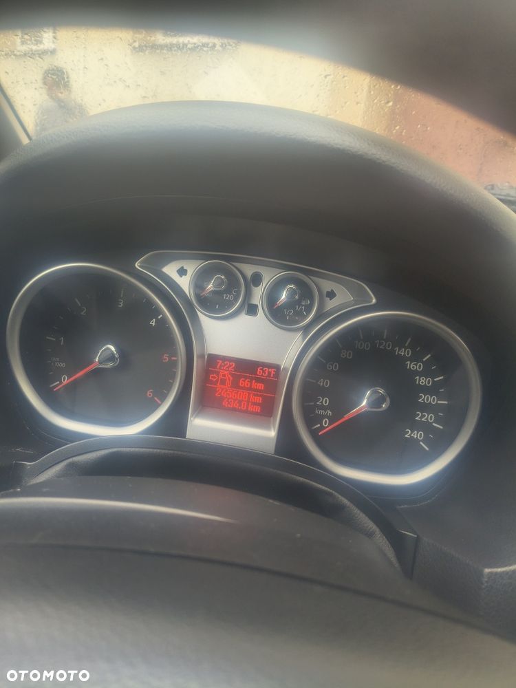Ford C-MAX - 4