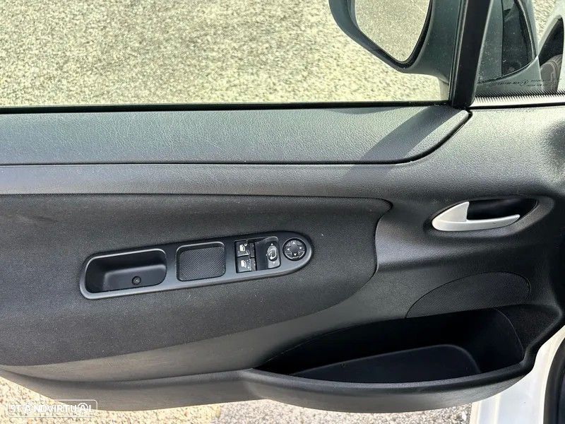 Peugeot 207 SW 1.6 HDI BUSINESS 16V 92CV - 11