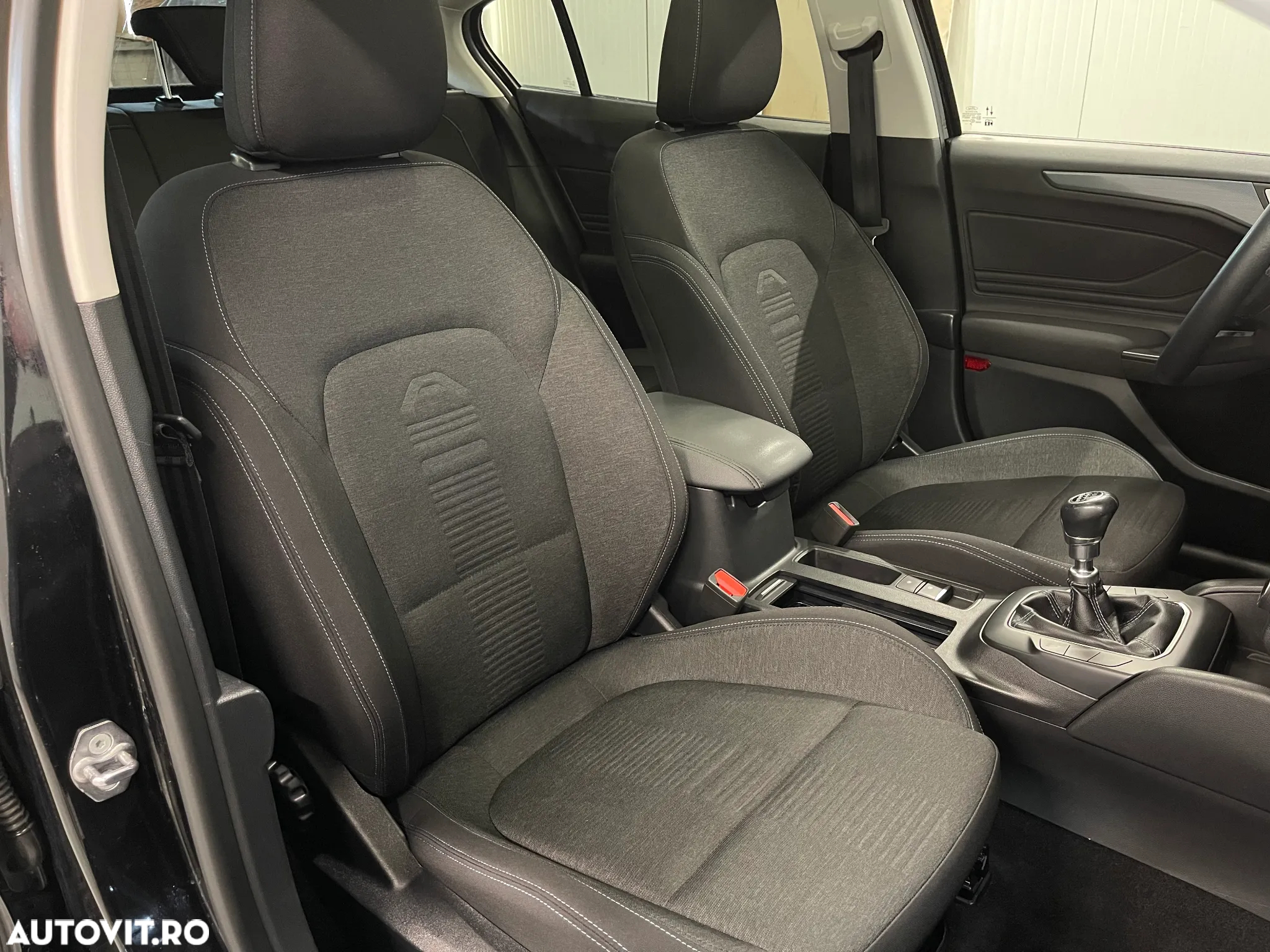 Ford Focus 1.0 EcoBoost Active - 10