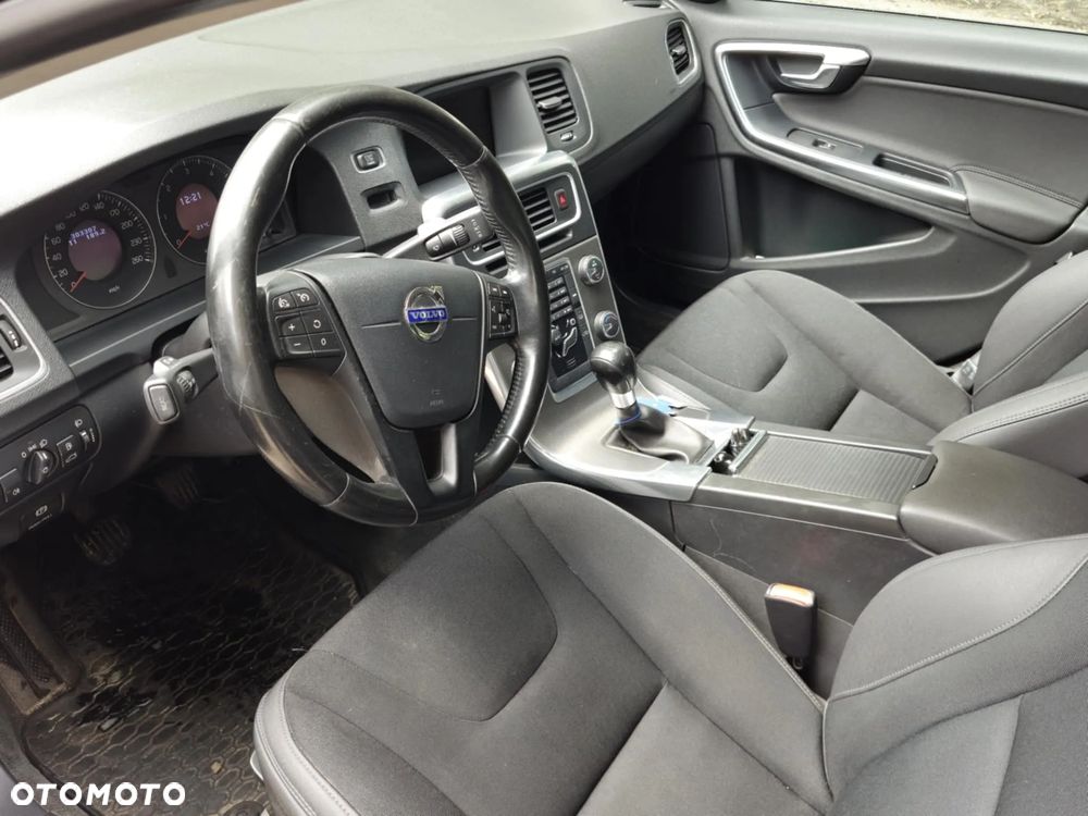 Volvo S60 D3 - 8