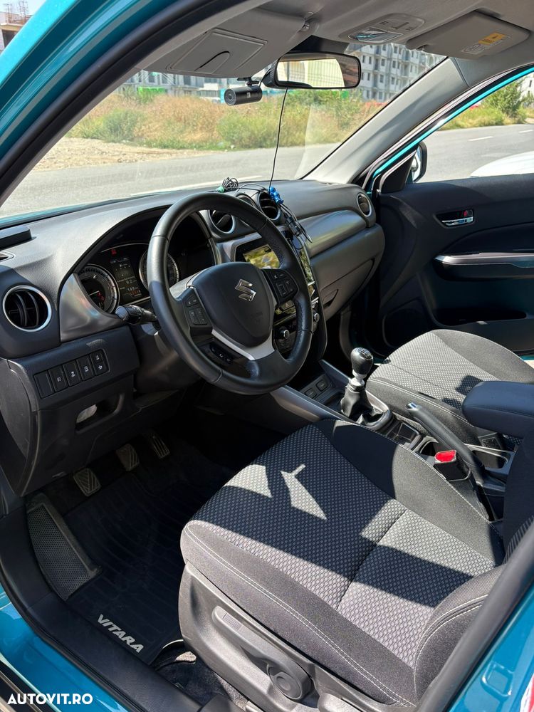 Suzuki Vitara 1.4 Boosterjet MHEV Passion - 9