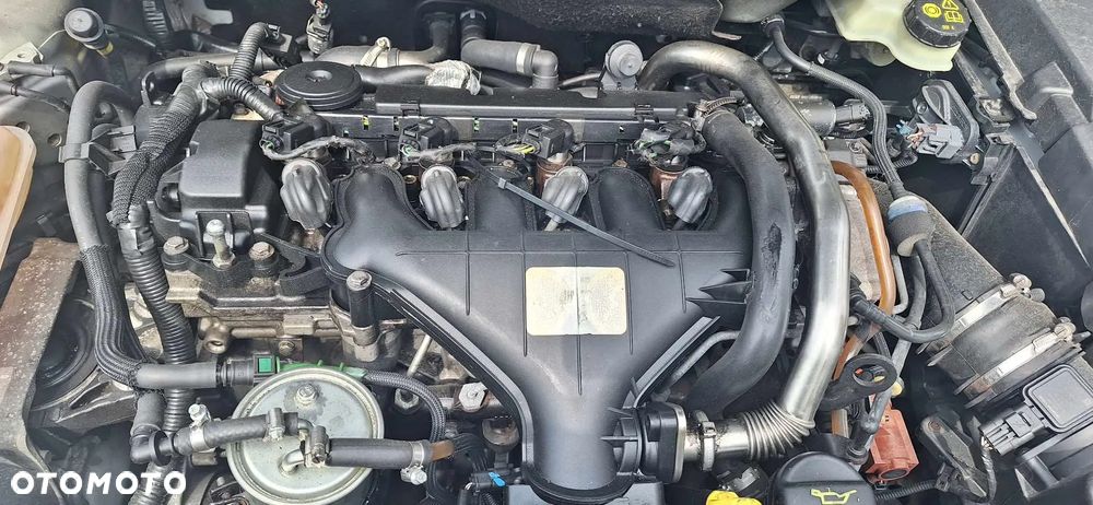 Volvo v50 2,0D 136km pompa wspomagania - 1