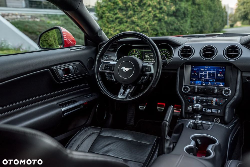Ford Mustang 5.0 V8 GT - 29