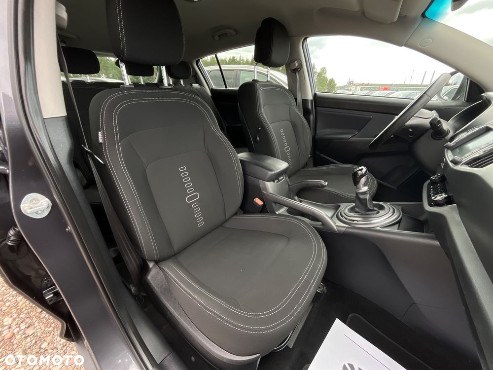 Kia Sportage 2.0 CRDI 4WD Attract - 21