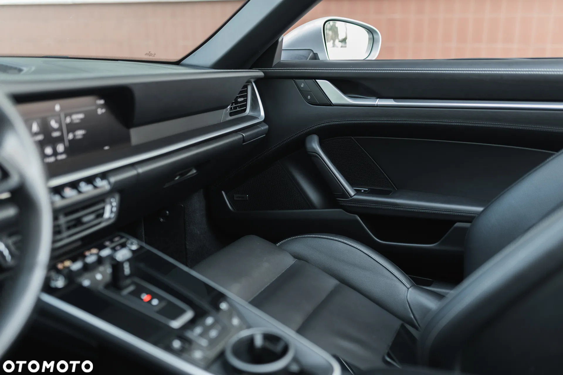 Porsche 911 Carrera S - 22