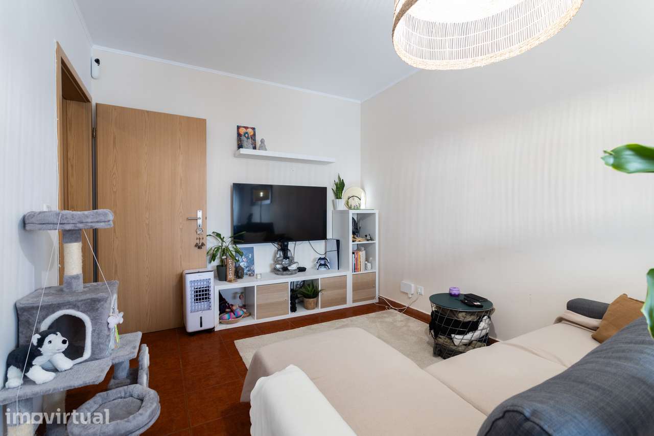 Apartamento T3 com Elevador, Roupeiros Integrados e 91,40 m² em Bom Es - Grande imagem: 2/30