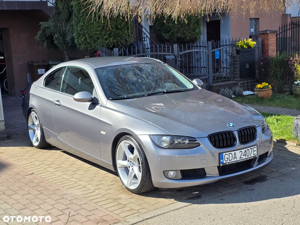 BMW Seria 3 335i M Sport Edition - 3