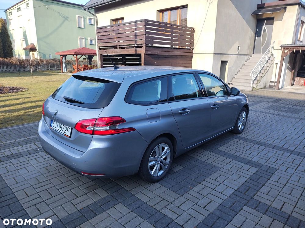Peugeot 308 - 4