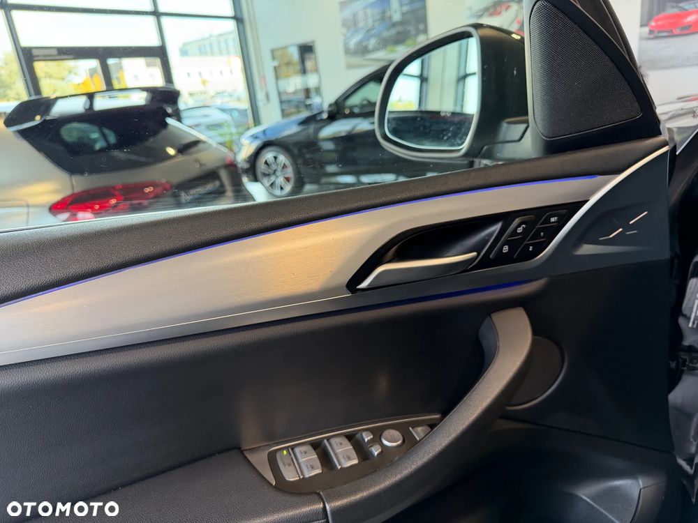 BMW X3 xDrive30i - 10