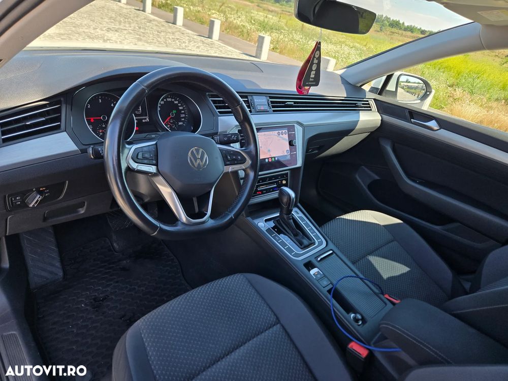 Volkswagen Passat 2.0 TDI DSG Comfortline - 11
