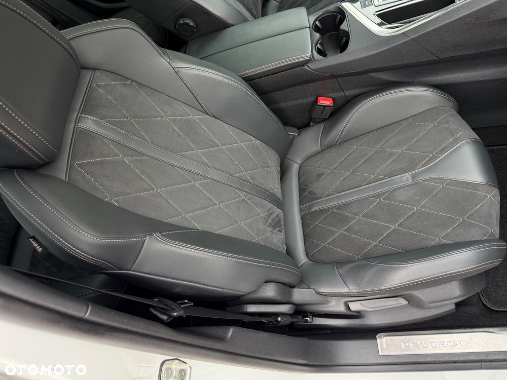 Peugeot 3008 BlueHDi 180 Stop & Start EAT8 GT - 25