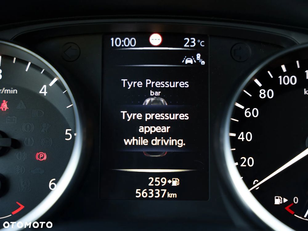 Nissan Qashqai 1.6 DCi Tekna+ - 27