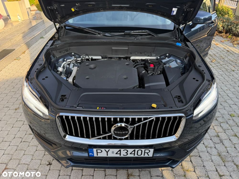 Volvo XC 90 B5 D AWD Geartronic Momentum Pro - 11