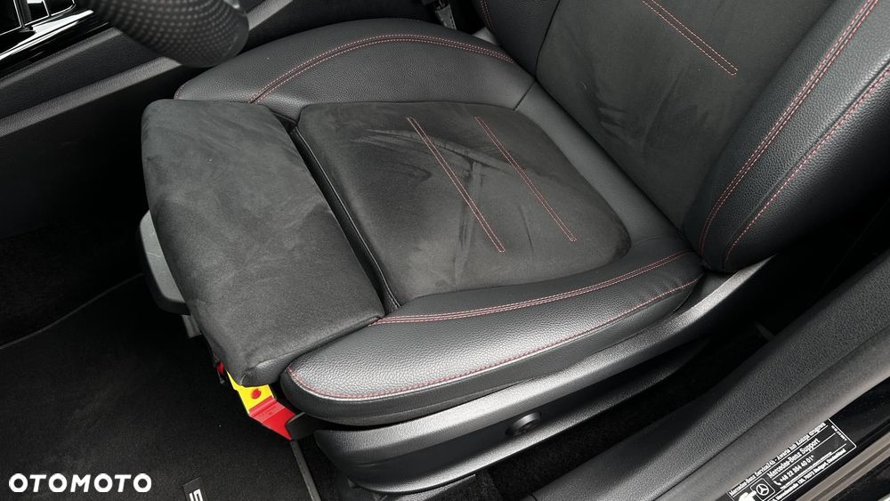 Mercedes-Benz CLA 200 AMG Line 7G-DCT - 12