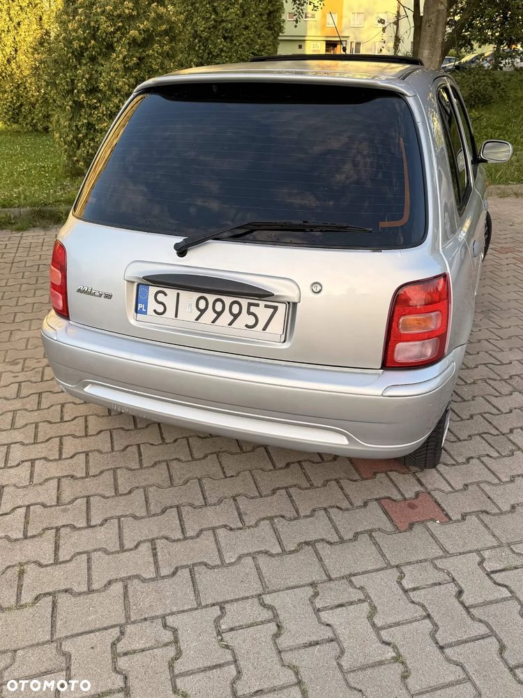 Nissan Micra 1.0 Comfort Plus - 4