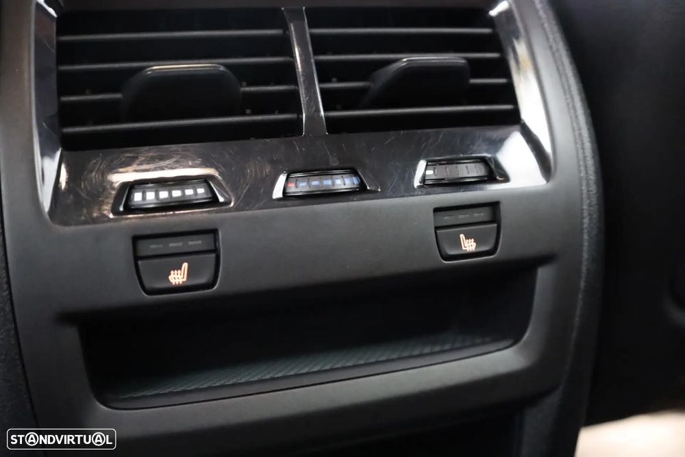BMW X5 50 e xDrive Pack M Desportivo Pro - 31
