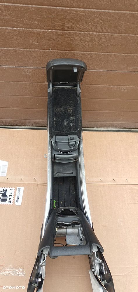 Tunel środkowy podłokietnik Opel Zafira C - 7