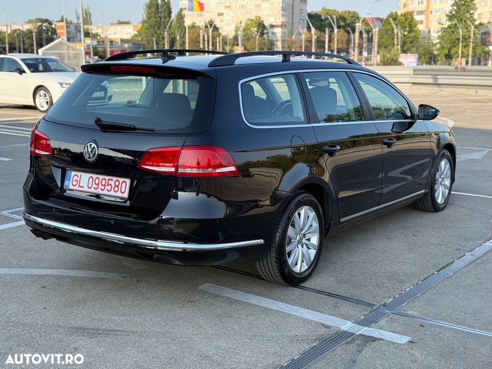Volkswagen Passat Variant 2.0 TDI BlueMotion Technology Exclusive - 11