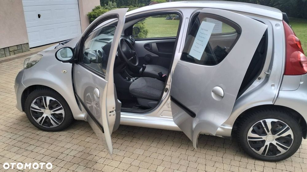 Peugeot 107 1.0 Trendy - 3