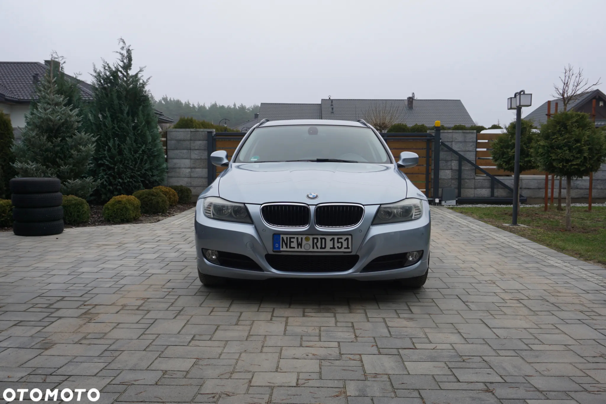 BMW Seria 3 318d DPF Touring - 8