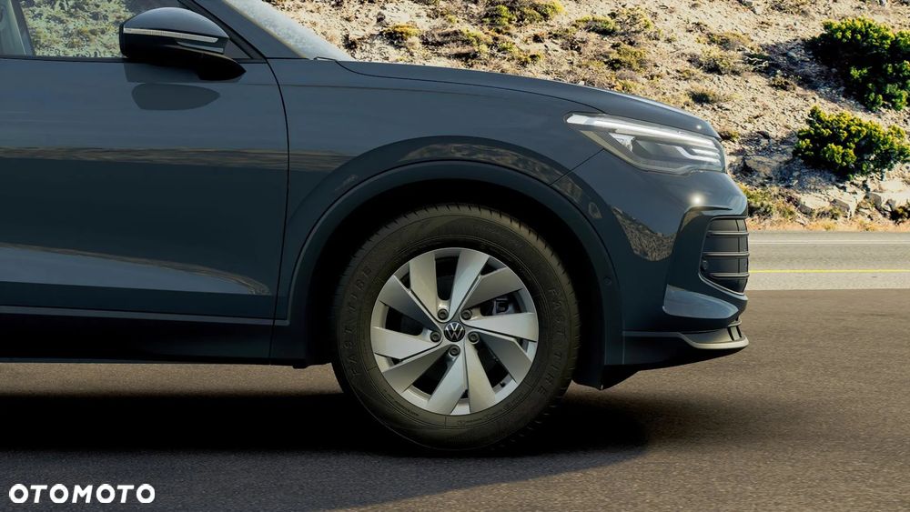 Volkswagen Tiguan - 10