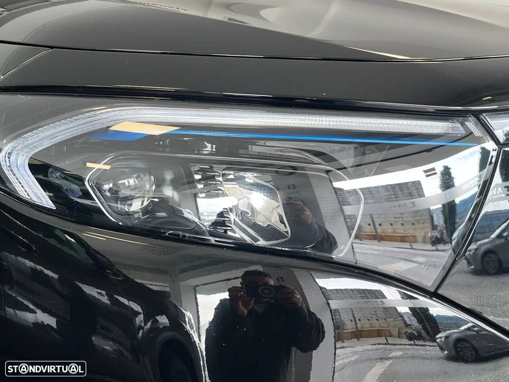 Mercedes-Benz EQA - 21