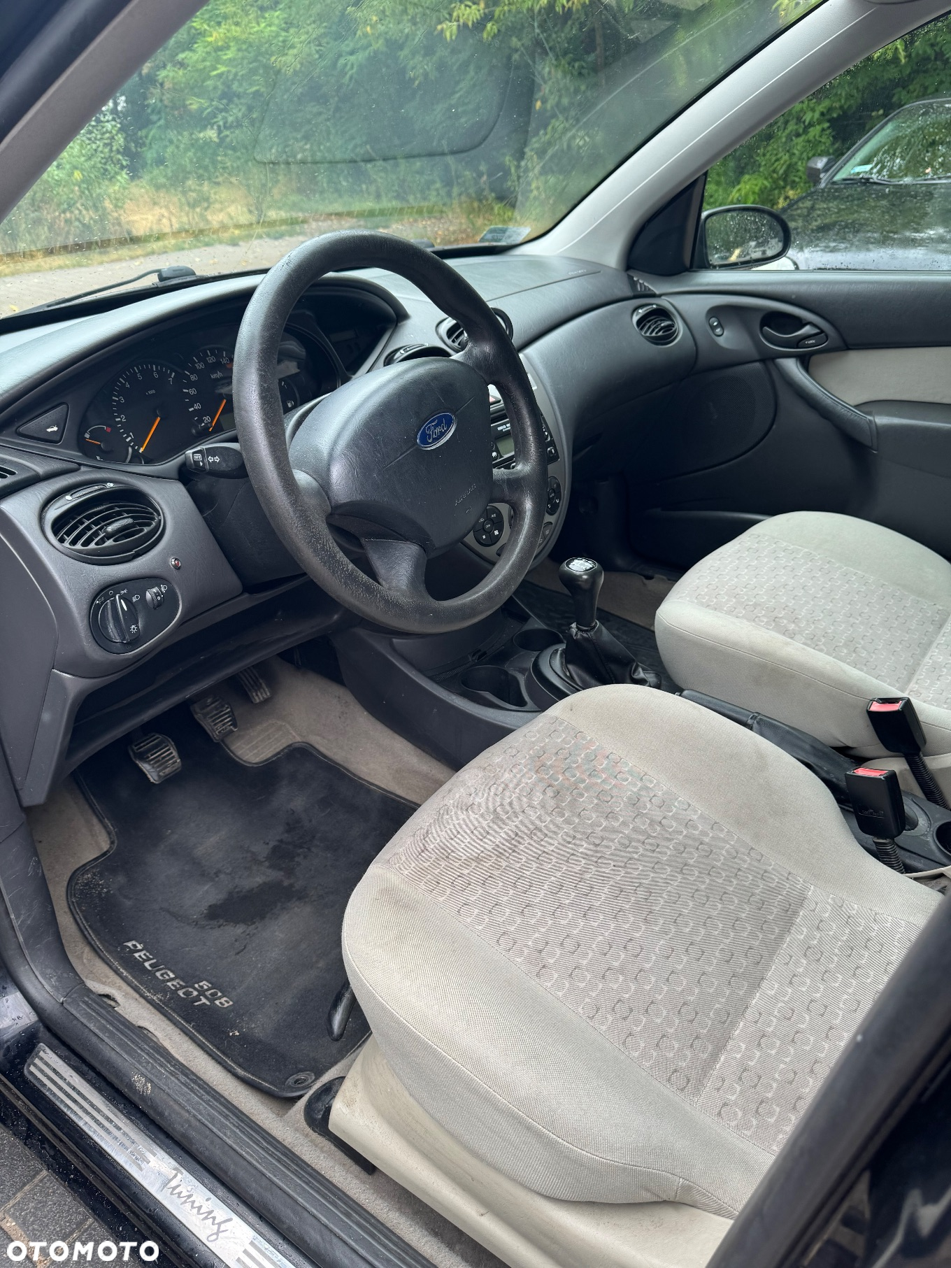 Ford Focus 1.8 Di Ambiente - 14