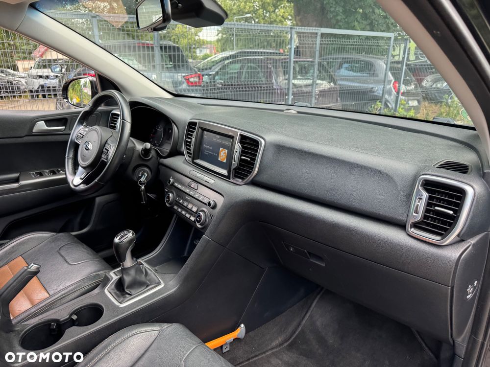 Kia Sportage - 16