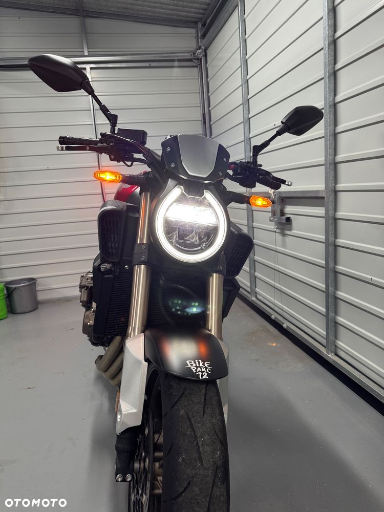 Honda CB - 17
