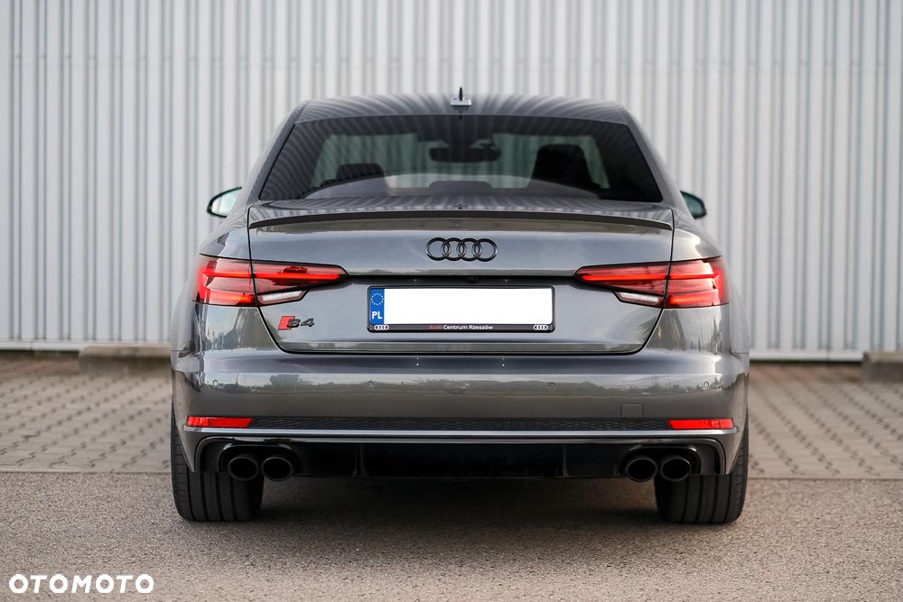 Audi S4 Limousine - 11