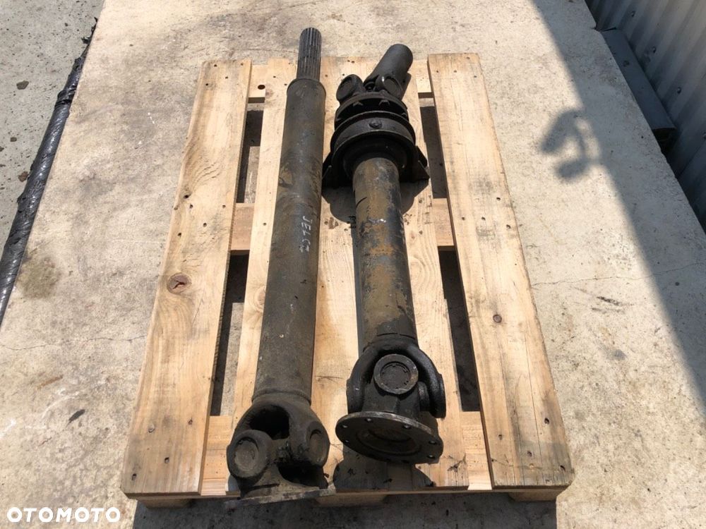 WAŁ NAPĘDOWY TYŁ  JELCZ 316 - 2