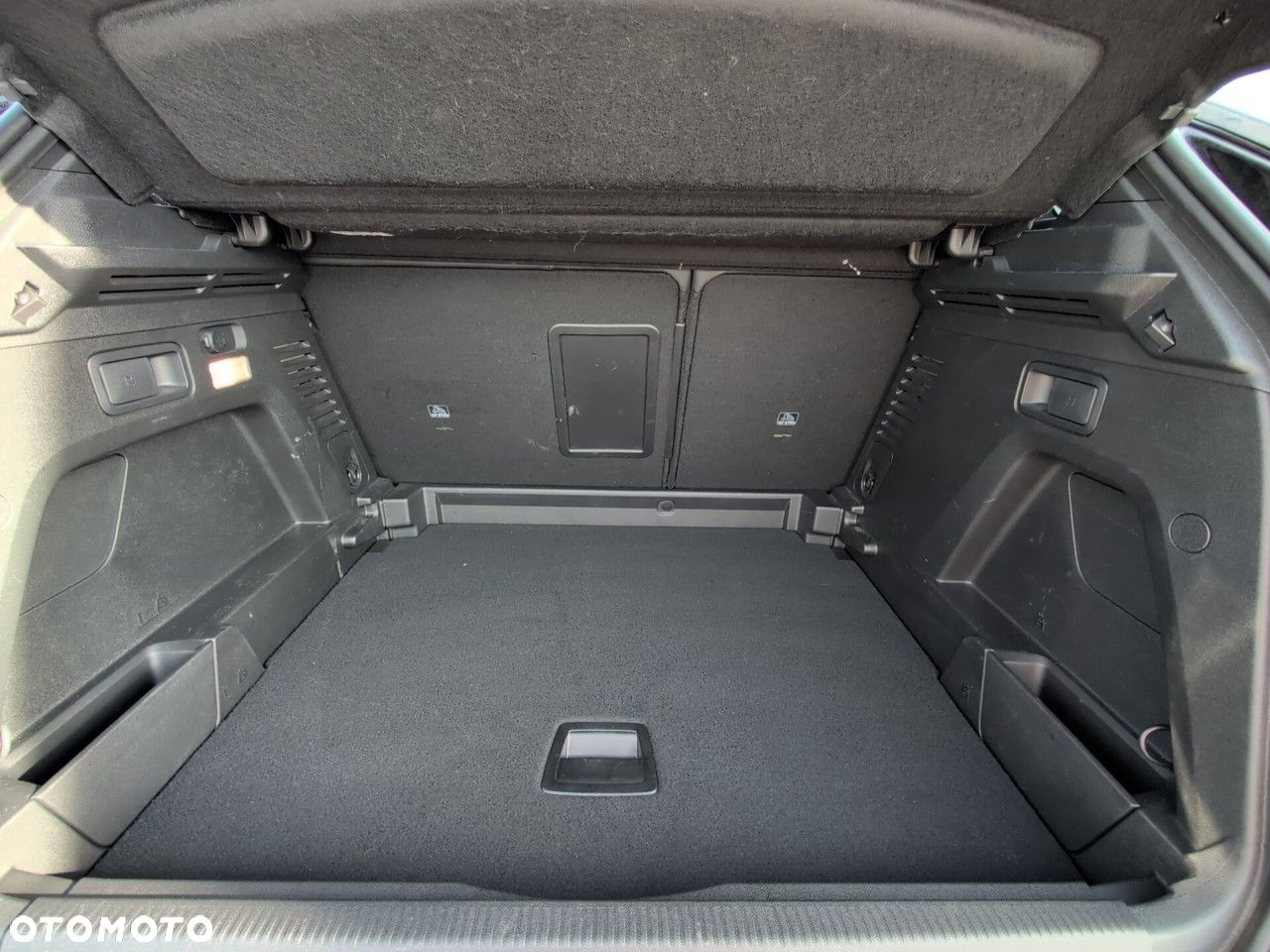 Peugeot 3008 1.2 PureTech GT S&S EAT8 - 6