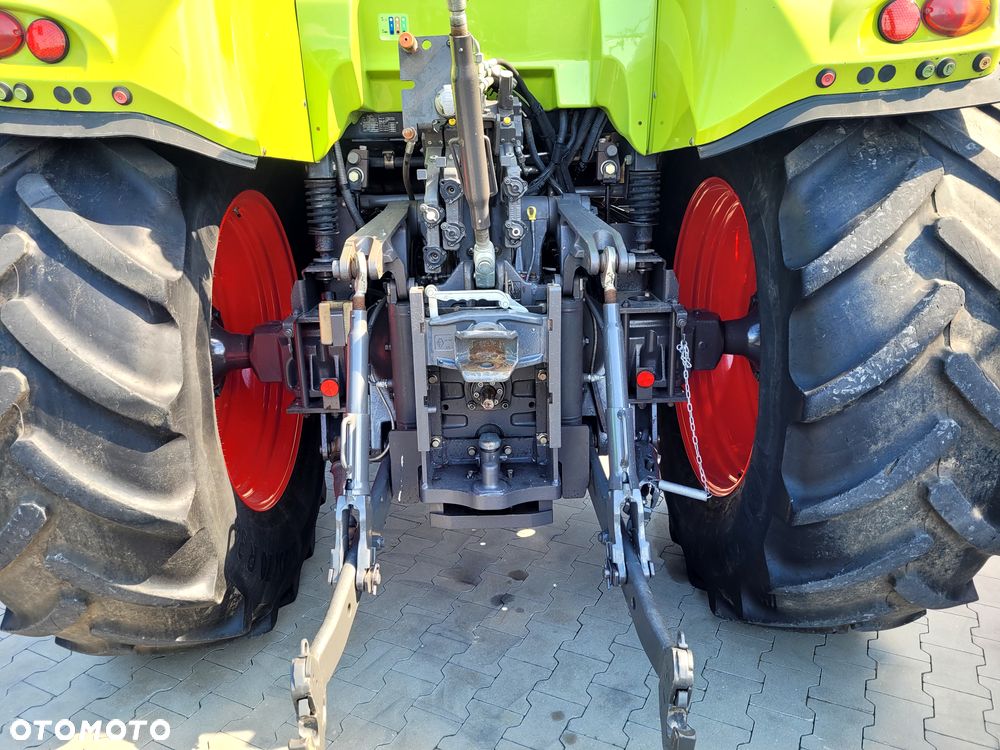Claas ARION 640 CIS z ładowaczem FL 150 - 13
