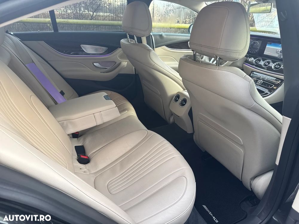 Mercedes-Benz CLS - 23