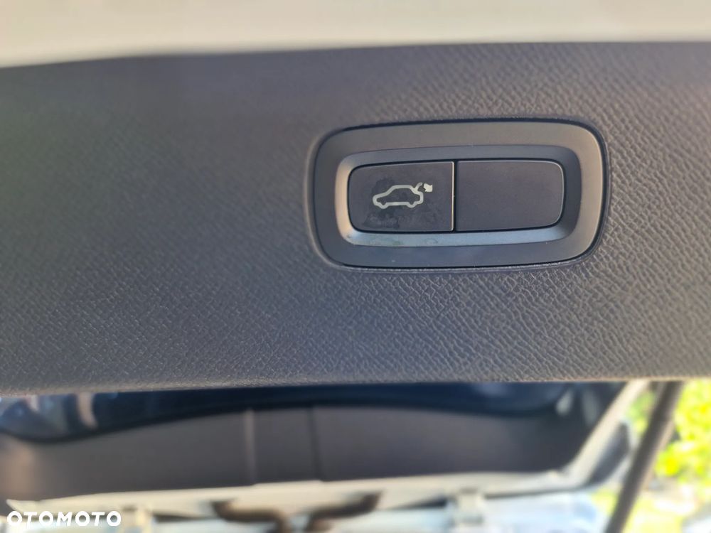 Volvo XC 90 B5 D AWD Inscription 7os - 23
