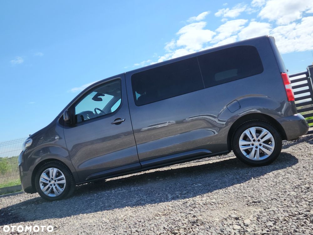 Peugeot Traveller L2 2.0 EAT8 Business - 19