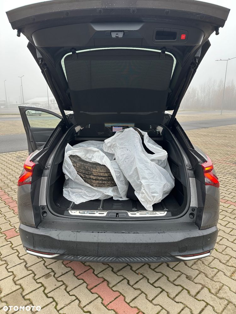 Citroën C5X 1.6 PHEV 225 Shine EAT8 - 11