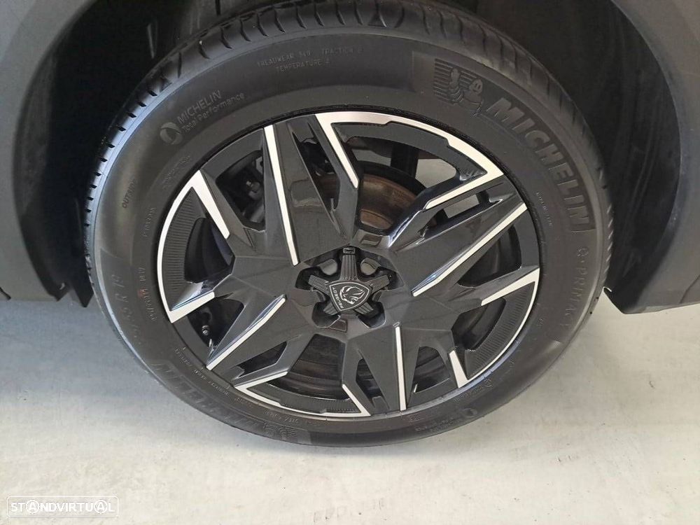 Peugeot 5008 1.2 Hybrid Allure e-DCS6 - 11