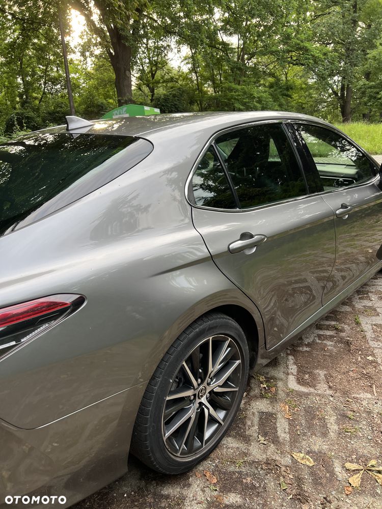 Toyota Camry 2.5 Hybrid Executive CVT - 6