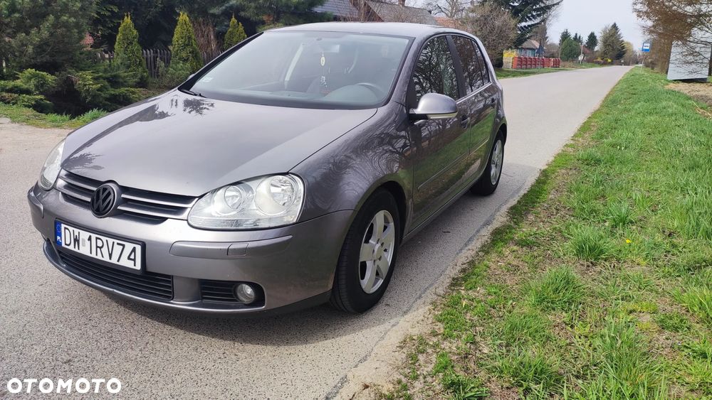 Volkswagen Golf 1.6 Trendline - 4