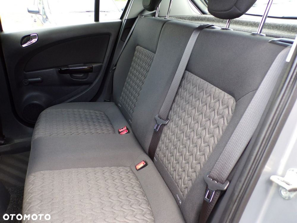 Opel Corsa - 24