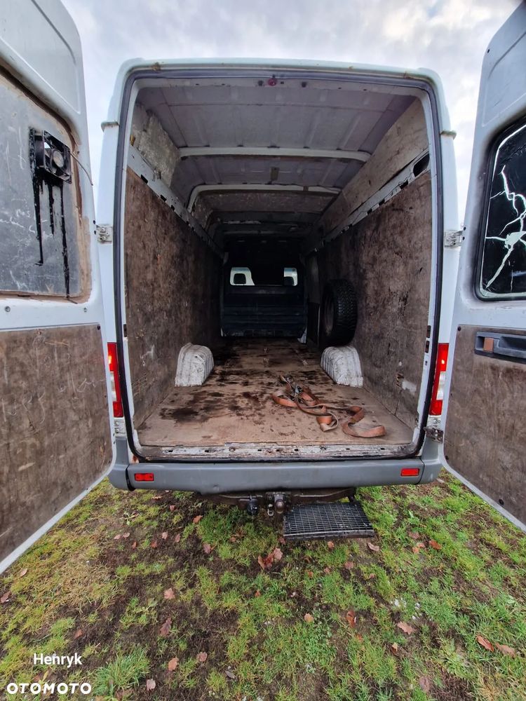 Mercedes-Benz SPRINTER - 8