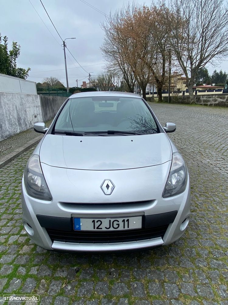 Renault Clio - 2