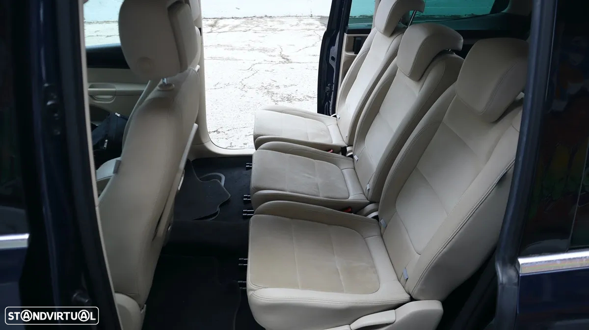 VW Sharan 2.0 TDI Blue Highline - 46