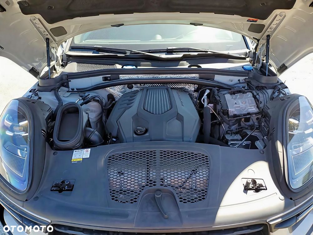Porsche Macan - 12