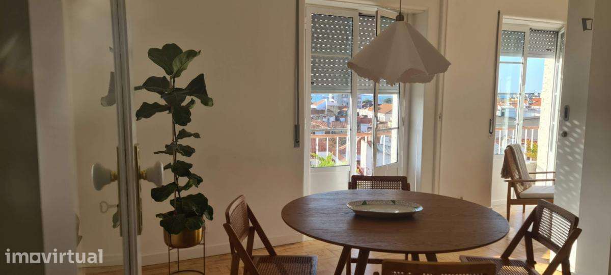 Quarto - localizado em Setubal - Grande imagem: 5/11