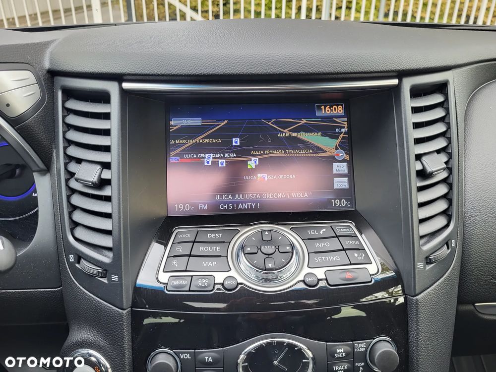 Infiniti Q70 3.0d S Premium - 13
